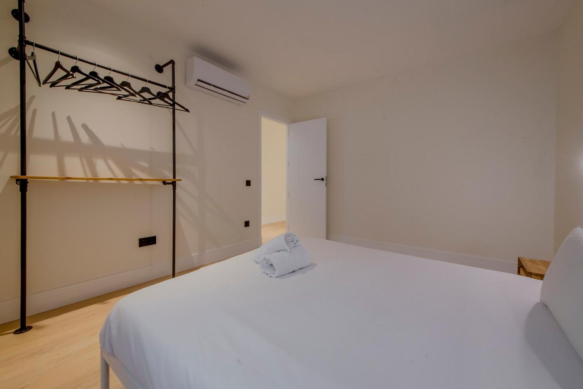 Malasana Calida Para 4, Ven A San Bernardo 20 E3 马德里 外观 照片